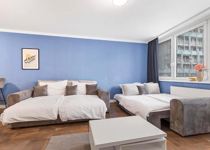 Tomato Apartment - With Free Parking
